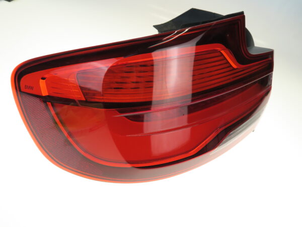 BMW X2 Heckleuchte Rückleuchte LED hinten links rear lamp left 7420991 - Image 3