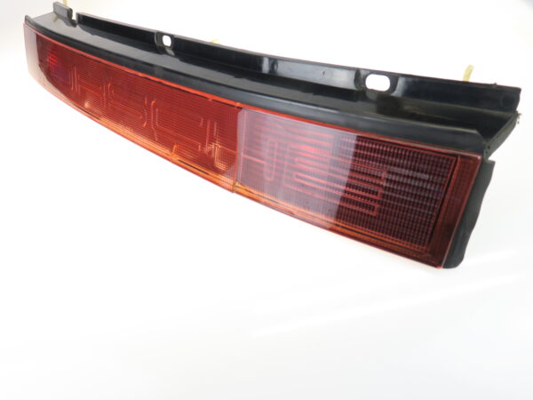 Porsche 911 964 Heckleuchte Leuchtband Mitte rear light 96463115901