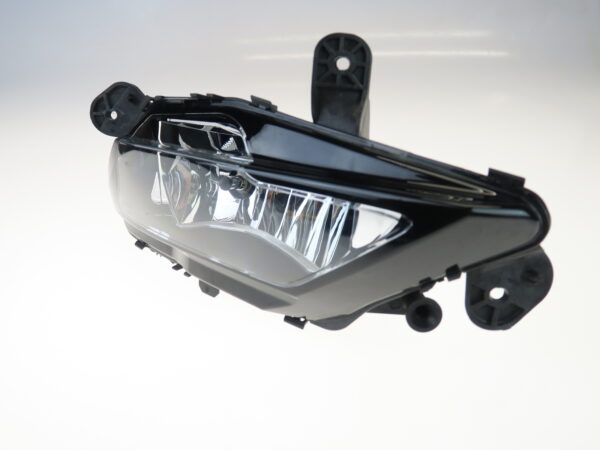 Opel Astra Nebel Scheinwerfer rechts 39217864 662588537 headlight right - Image 3