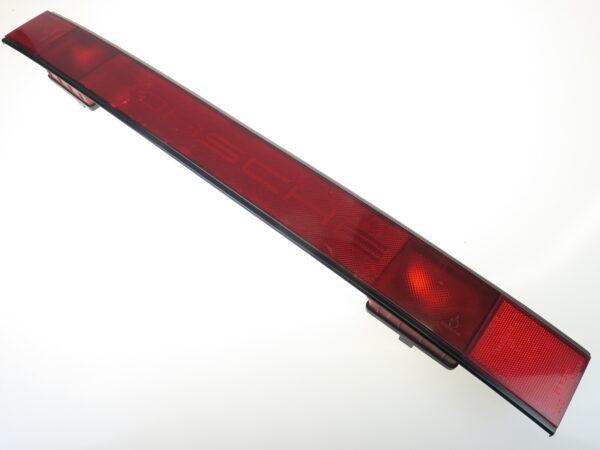 Porsche 911 G-Modell 3,2L Heckleuchte Leuchtband Mitte rear light 91163112301