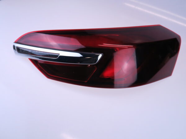 Opel Insignia Sports Tourer LED Heckleuchte Rücklicht 39024223 rear light