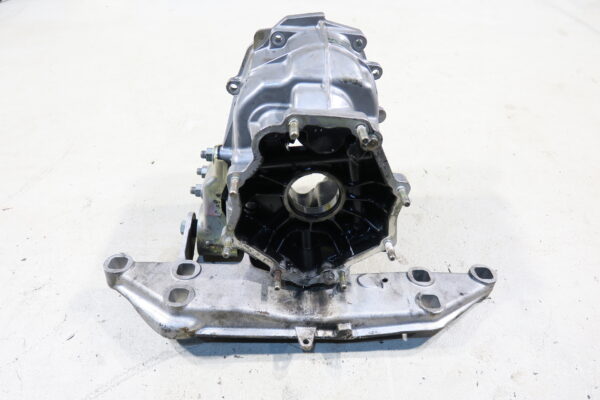 Porsche 911 964 Getriebe Gehäuse Mittelstück 9643011036R + Halter 96437531301 Gearbox Housing - Image 4