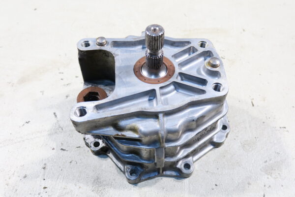 Porsche 911 964 Getriebe Gehäuse Mittelstück 9643011047R Gearbox Housing - Image 2