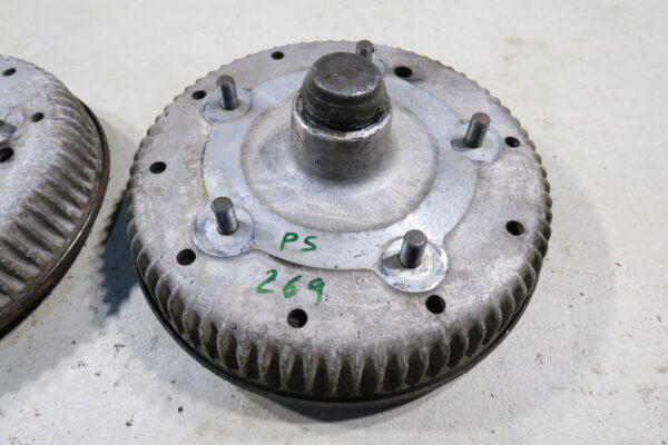 Porsche 356 B Bremsen Trommel Bremsanlage vorne Front Brake Drums & Backing Plates. A69534106301 1960-1963 - Image 2