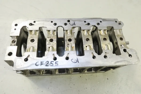 PORSCHE 911 996 3,4L Carrera 2 /4 Kurbelwellengehäuse Lagergehäuse 9961011123R / 9961011113R crankshaft housing – Bild 3