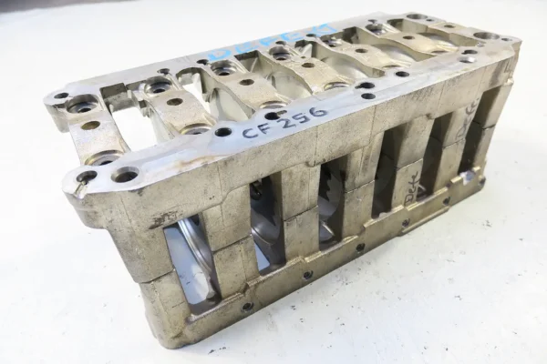 PORSCHE 911 996 3,4L Carrera 2 /4 Kurbelwellengehäuse Lagergehäuse 9961011113R / 9961011124R crankshaft housing – Bild 3