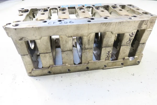PORSCHE 911 996 3,4L Carrera 2 /4 Kurbelwellengehäuse Lagergehäuse 9961011113R / 9961011124R crankshaft housing – Bild 4