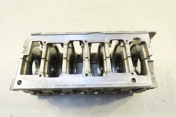 PORSCHE 911 996 3,4L Carrera 2 /4 Kurbelwellengehäuse Lagergehäuse 9961011113R / 9961011124R crankshaft housing – Bild 7