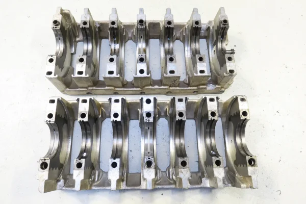PORSCHE 911 996 3,4L Carrera 2 /4 Kurbelwellengehäuse Lagergehäuse 9961011113R / 9961011124R crankshaft housing – Bild 9