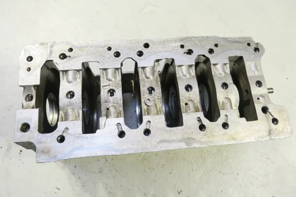 PORSCHE 911 996 3,4L Carrera 2 /4 Kurbelwellengehäuse Lagergehäuse 9961011113R / 9961011124R crankshaft housing – Bild 7