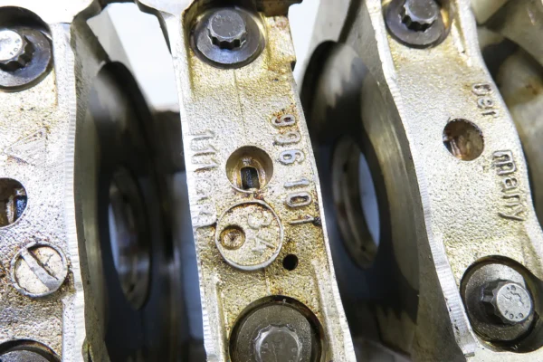 PORSCHE 911 996 3,4L Carrera 2 /4 Kurbelwellengehäuse Lagergehäuse 9961011113R / 9961011124R crankshaft housing – Bild 4