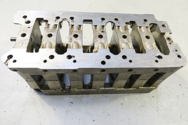 PORSCHE 911 996 3,4L Carrera 2 /4 Kurbelwellengehäuse Lagergehäuse 9961011113R / 9961011124R crankshaft housing – Bild 7