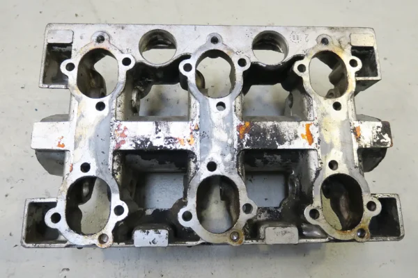 PORSCHE 911  Nockenwellengehäuse 9011051110R camshaft housing – Bild 4
