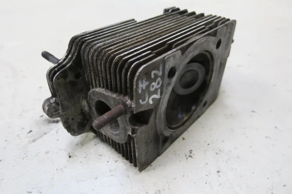 Porsche 911 Zylinderkopf 9011043062R BJ 3-69 cylinder head – Bild 5