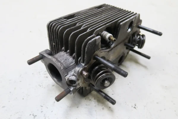 Porsche 911 Zylinderkopf 9011043060R BJ 11-68 cylinder head – Bild 4