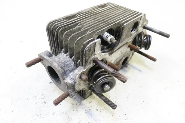 Porsche 911 Zylinderkopf 9011043062R BJ 10-68 cylinder head – Bild 4