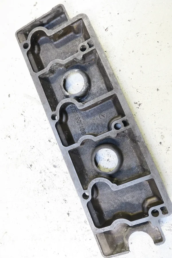 Porsche 911  Ventildeckel oben 9011051150R valve cover – Bild 3