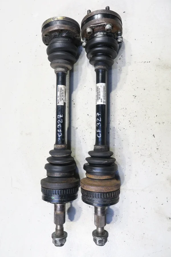 Porsche 911 996 Antriebswelle Gelenkwelle Tiptonic hinten Set 99633202404 drive shaft