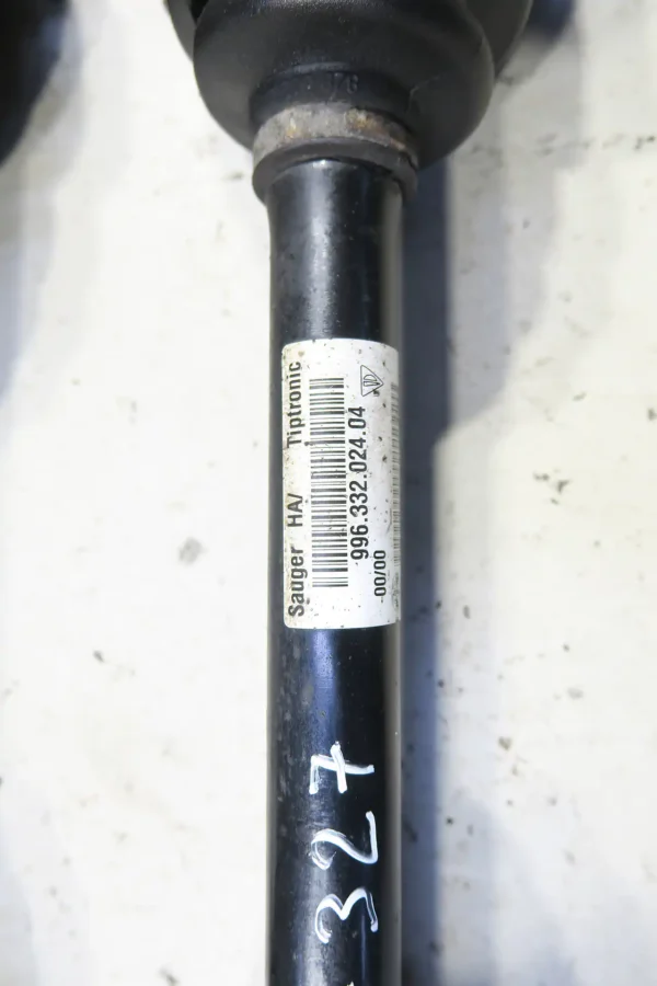 Porsche 911 996 Antriebswelle Gelenkwelle Tiptonic hinten Set 99633202404 drive shaft – Bild 5