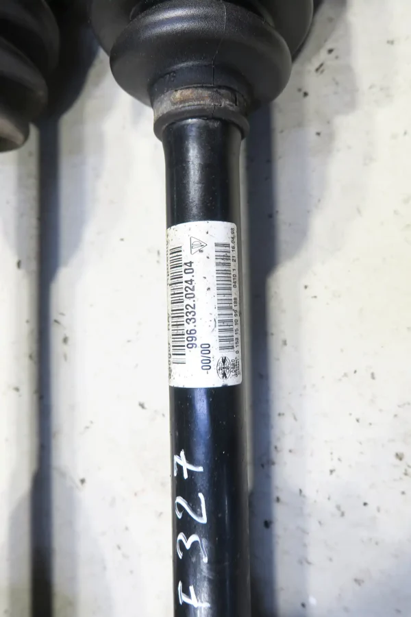 Porsche 911 996 Antriebswelle Gelenkwelle Tiptonic hinten Set 99633202404 drive shaft – Bild 6