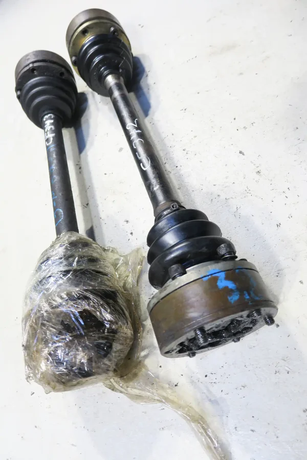 Porsche 911 G-Modell Antriebswelle Gelenkwelle hinten Set drive shaft – Bild 3