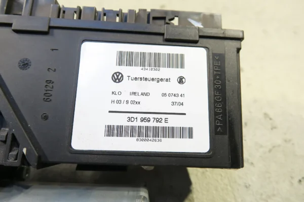 Porsche Cayenne Fensterhebermotor vorne rechts 7L0959702A window motor – Bild 4