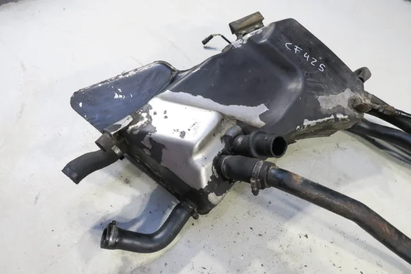 Porsche 911 964 Carrera 2 / 4 Öltank Original inkl. Leitungen 96420707005 Oil tank with cables – Bild 3