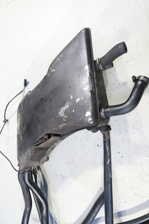 Porsche 911 964 Carrera 2 / 4 Öltank Original inkl. Leitungen 96420707005 Oil tank with cables – Bild 7