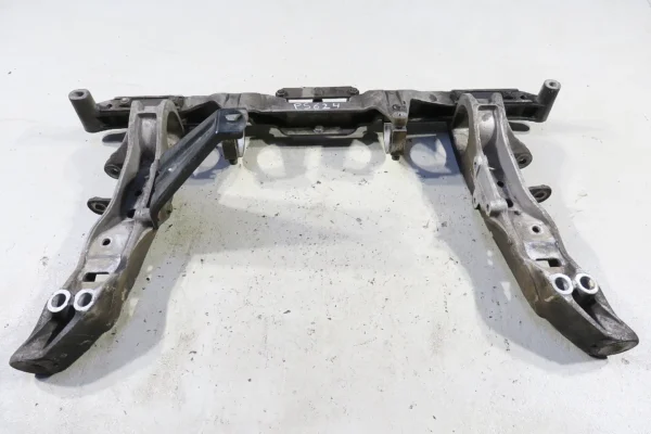 Porsche 911 964 Querträger Vorderachse 96434110105 und Längsträger 96434111220 / 96434111120