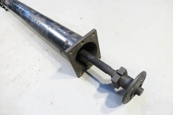 Porsche 928 S Zentralrohr mit Kardanwelle Zentralwelle 1981 – Bild 3
