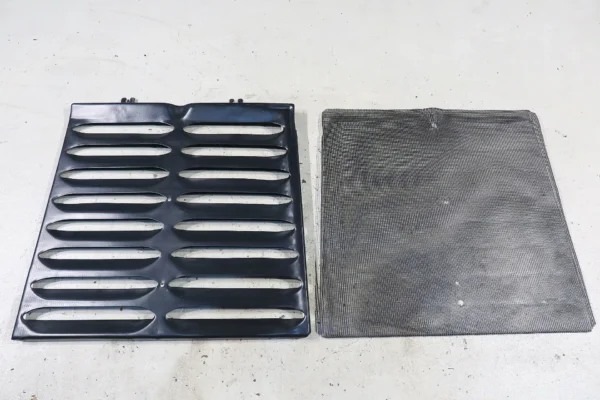 Porsche 911 930 3.3 Turbo G Modell Luftführung inkl. Drahtgitter links Original Spoiler air duct – Bild 4