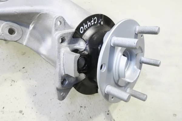 Porsche 911 G-Modell Achsträger Achsschenkel Radträger rechts 9113315140R wheel carrier – Bild 3