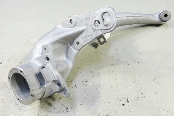 Porsche 911 G-Modell SC Achsträger Achsschenkel Radträger links 9113315130R Carrera wheel carrier