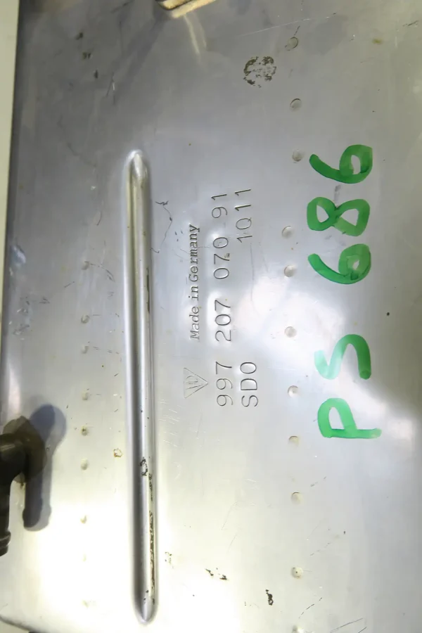 Porsche 911 997 GT3 Öltank Ölbehälter Ölschmierung Oil tank 99720707091 Öl CUP – Bild 7