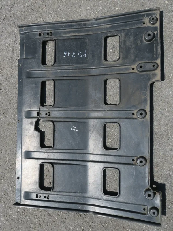 Original Porsche 944 Unterboden Blende 94450416700 underbody cover – Bild 4