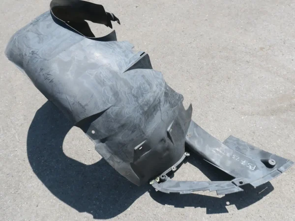 Porsche 911 996  Innenkotflügel Bogenverkleidung VR 99650420404 inner fender – Bild 3
