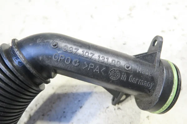PORSCHE 911 997 Einfüllstutzen Öltank 99710713100 oil tank filler tube – Bild 4
