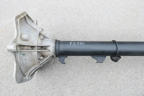 Porsche 924 944 951 Transaxle Transaxlerohr Kardanwelle Zentralrohr Schaltung Version mit Haken 477521271F – Bild 2