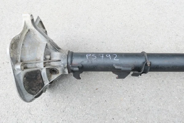 Porsche 924 944 951 Transaxle Transaxlerohr Kardanwelle Zentralrohr Schaltung Version mit Haken 477521271F – Bild 2