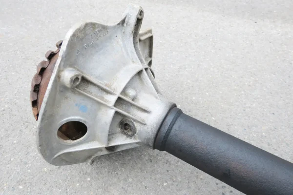 Porsche 924 944 951 Transaxle Transaxlerohr Kardanwelle Zentralrohr Automatik Version ohne Haken 477521271B – Bild 6