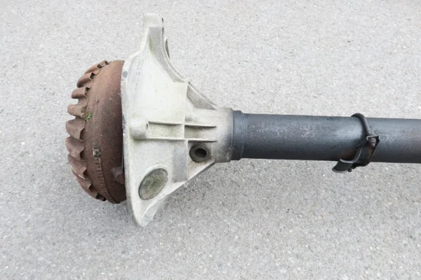 Porsche 924 944 951 Transaxle Transaxlerohr Kardanwelle Zentralrohr Automatik Version ohne Haken 477521271B – Bild 2