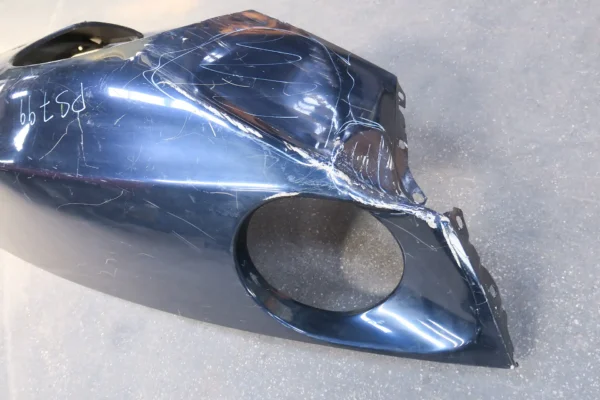 Porsche 928 S4 Kotflügel vorne links 1984 -1995 Original 92850301110 front Fender Defekt – Bild 3
