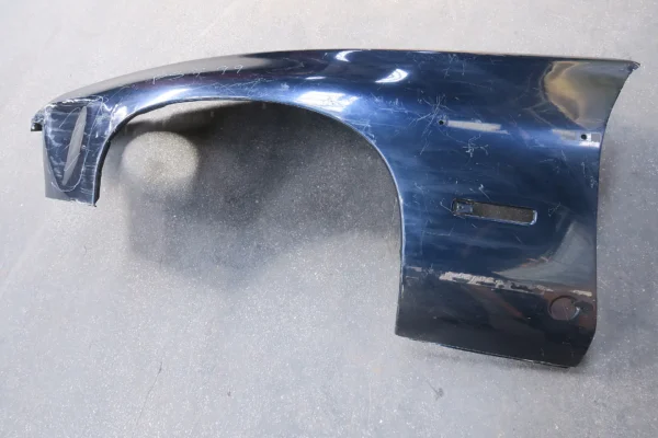Porsche 928 S4 Kotflügel vorne links 1984 -1995 Original 92850301110 front Fender Defekt – Bild 7