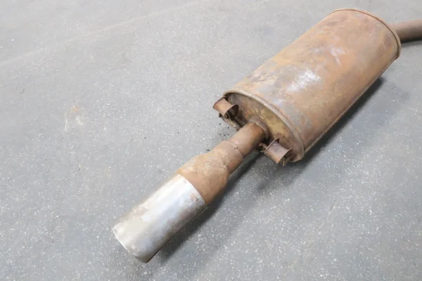 Porsche 924 S 944 S Bischoff Dämpfer Endschalldämpfer 94411108301 exhaust system rear – Bild 7