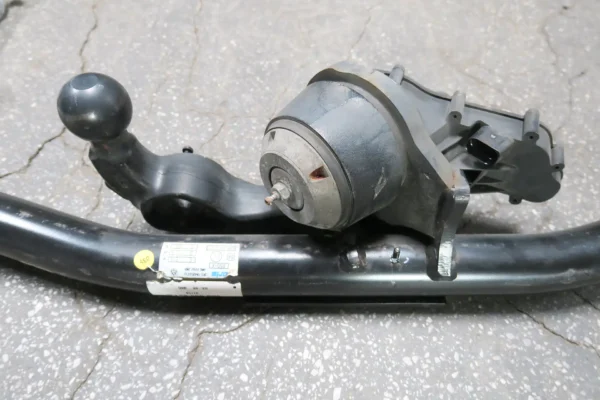 VW Passat Anhängerkupplung Oris 3G9803881C Original – Bild 3