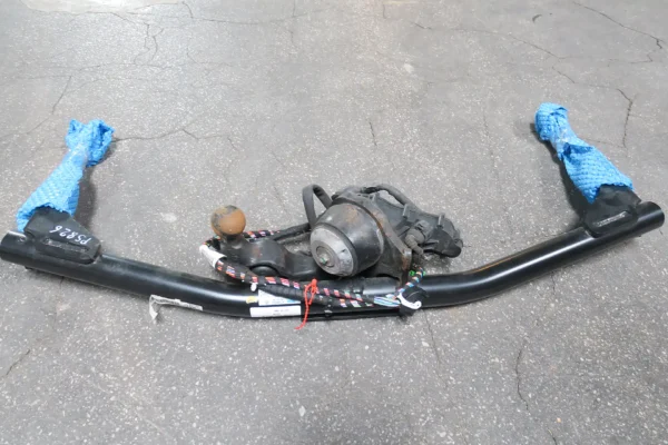 VW Passat Anhängerkupplung Oris 3G9803881C Original mit  Kabelsatz – Bild 4