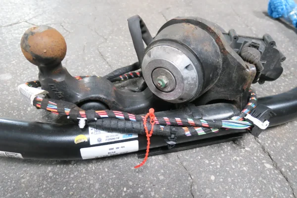 VW Passat Anhängerkupplung Oris 3G9803881C Original mit  Kabelsatz – Bild 5