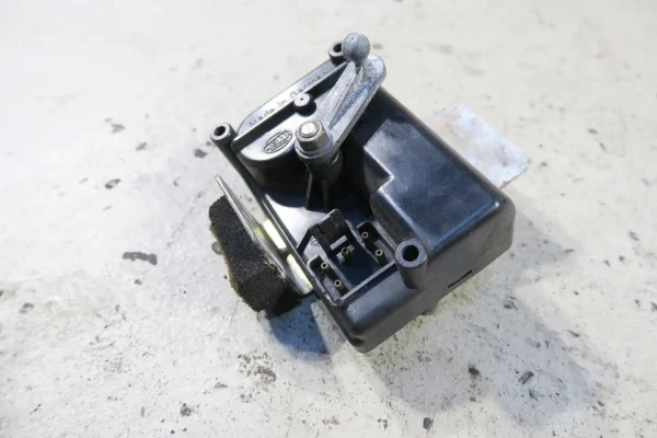 Porsche 911 964 Stellmotor Heizklappe Klima Mischklappenmotor Lüftung 96462432400 – Bild 3