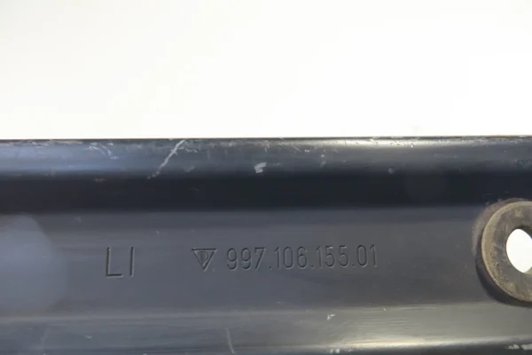 Porsche Cayman 987 Kühler Halter 99710615501 – Bild 5