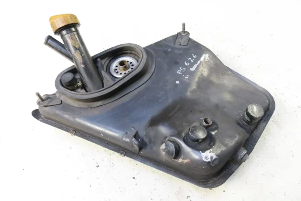 Porsche 911 G Modell SC 3.0 3.3 930 Original Öltank Ölbehälter 93010700600